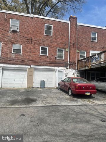 2019 DELMAR DR, Folcroft, PA 19032