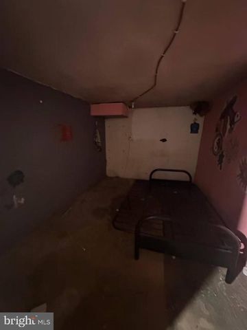 2019 DELMAR DR, Folcroft, PA 19032