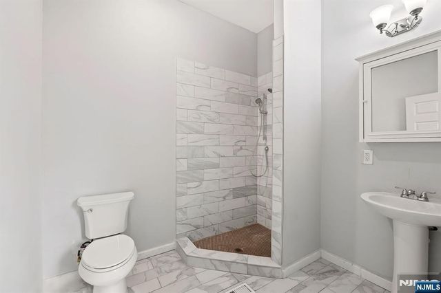 176 Union Avenue 2, Rutherford, NJ 07070