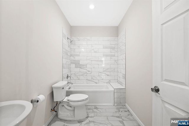 176 Union Avenue 2, Rutherford, NJ 07070