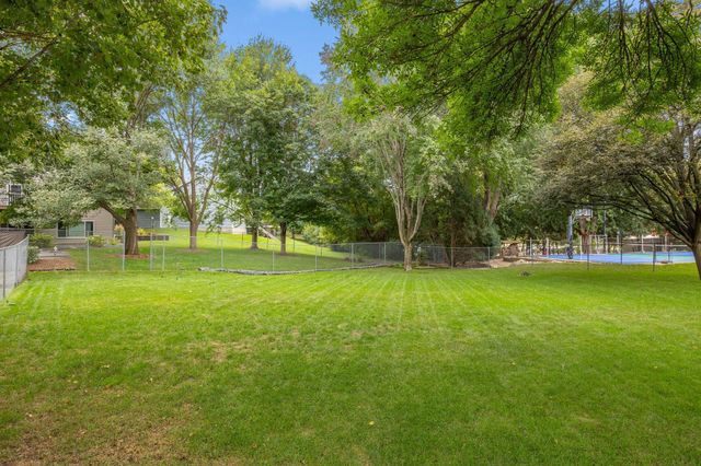 3908 143rd Street W, Rosemount, MN 55068