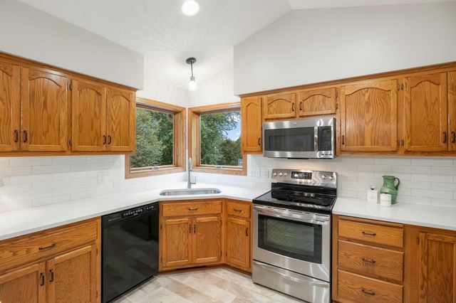 3908 143rd Street W, Rosemount, MN 55068