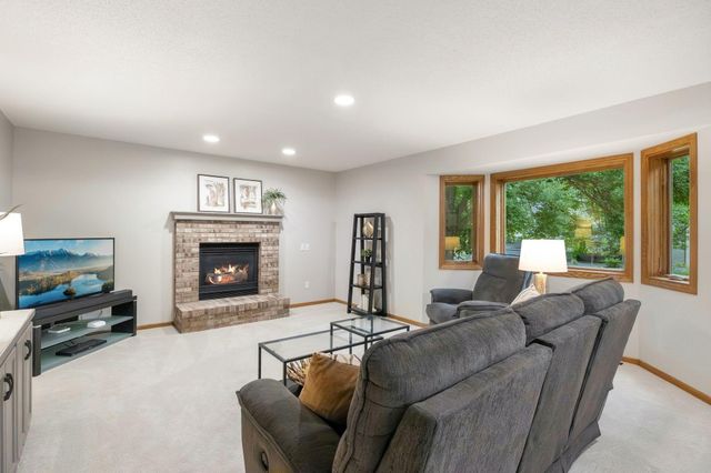 3908 143rd Street W, Rosemount, MN 55068