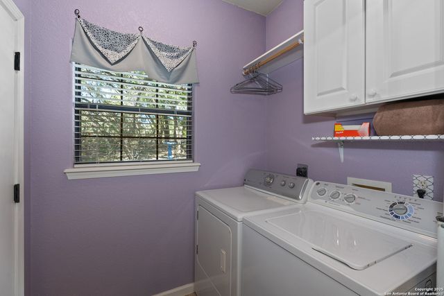 1615 S Goat Ridge, Pipe Creek, TX 78063