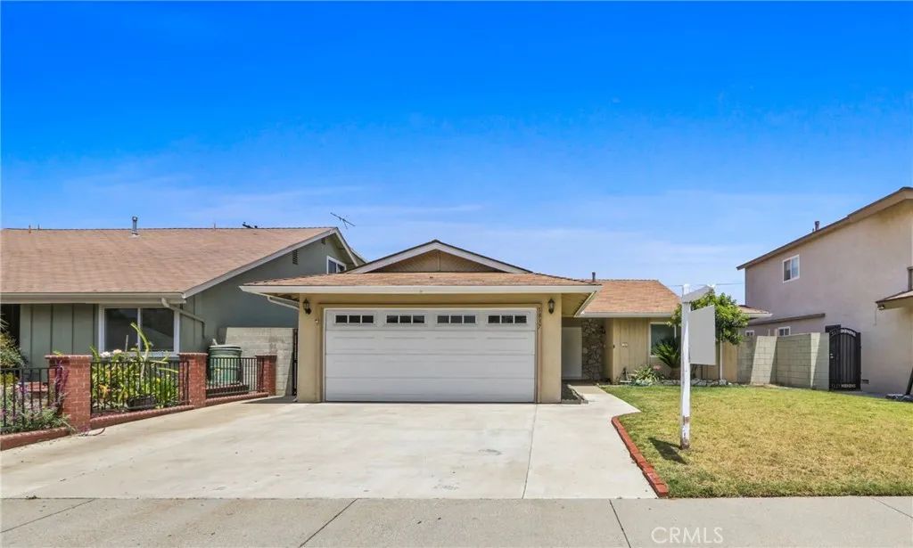 1837 E Denwall, Carson, CA 90746