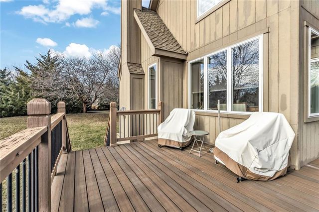 24185 W 112th Place, Olathe, KS 66061