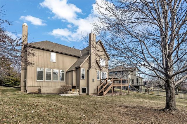 24185 W 112th Place, Olathe, KS 66061