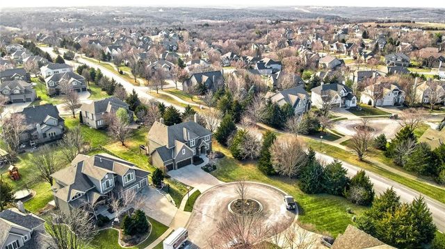 24185 W 112th Place, Olathe, KS 66061