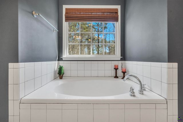 17 Brookwood Way, Griffin, GA 30224