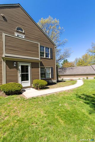 9 Newberry Lane 9, Glastonbury, CT 06033
