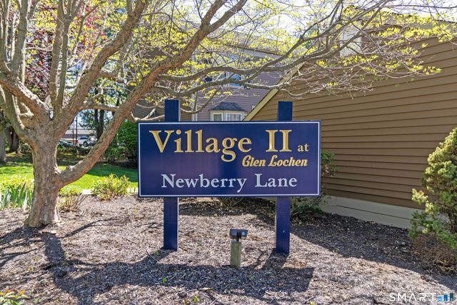 9 Newberry Lane 9, Glastonbury, CT 06033