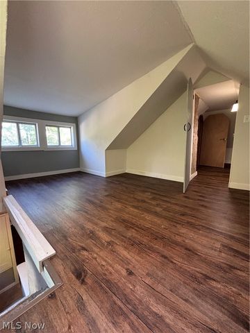 232 Chagrin Boulevard Front, Chagrin Falls, OH 44022