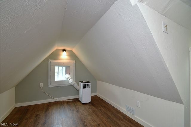 232 Chagrin Boulevard Front, Chagrin Falls, OH 44022