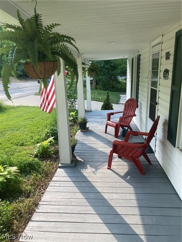 232 Chagrin Boulevard Front, Chagrin Falls, OH 44022