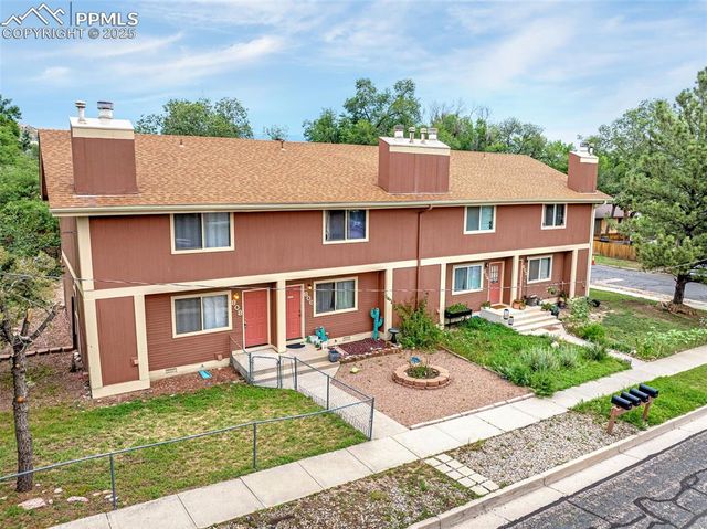 808 S 24th Street, Colorado Springs, CO 80904