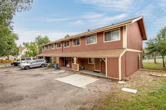 808 S 24th Street, Colorado Springs, CO 80904