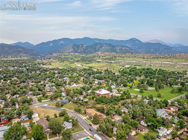 808 S 24th Street, Colorado Springs, CO 80904