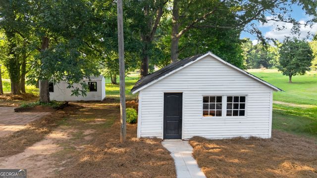 269 Martin Dairy Road, Milner, GA 30257