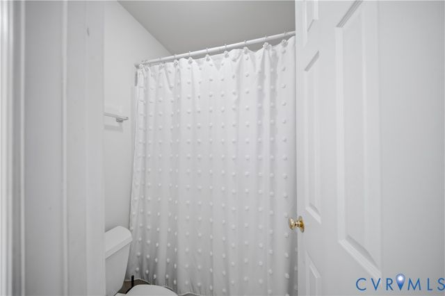 5815 Springfield Farm Ln, Mineral, VA 23117