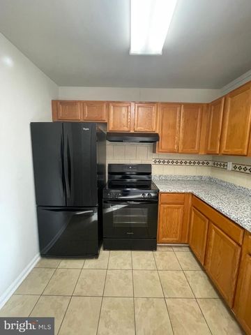 128 HICKOK CIR, Fredericksburg, VA 22401