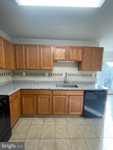 128 HICKOK CIR, Fredericksburg, VA 22401