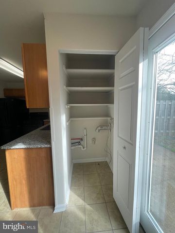 128 HICKOK CIR, Fredericksburg, VA 22401