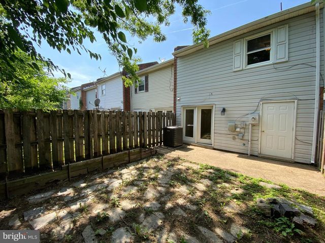 128 HICKOK CIR, Fredericksburg, VA 22401