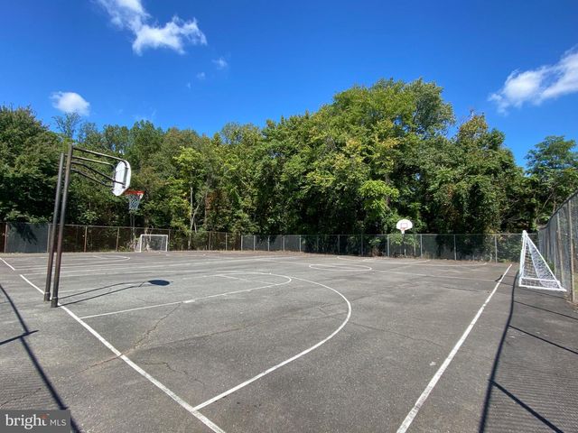 128 HICKOK CIR, Fredericksburg, VA 22401