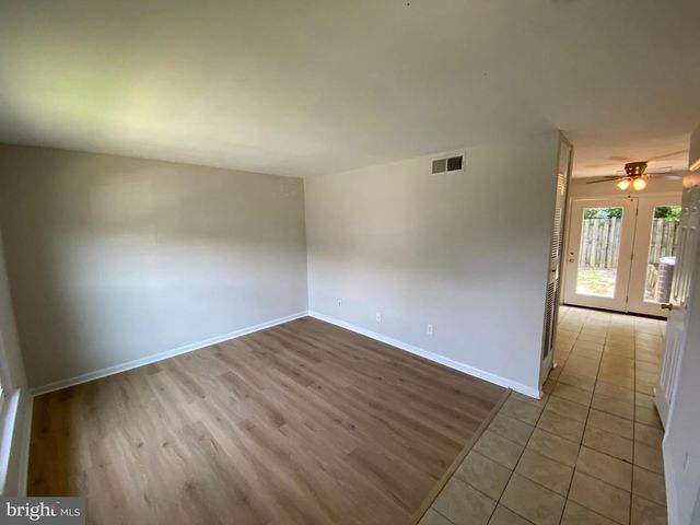 128 HICKOK CIR, Fredericksburg, VA 22401