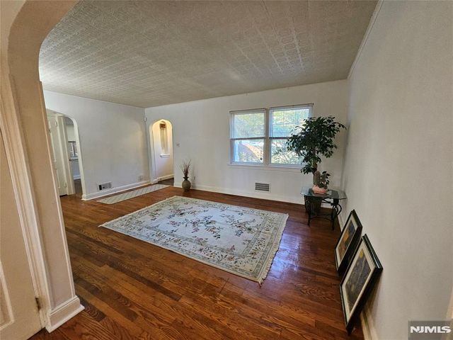 55 Rutgers Place, River Edge, NJ 07661