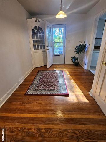 55 Rutgers Place, River Edge, NJ 07661