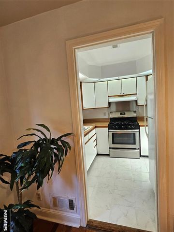 55 Rutgers Place, River Edge, NJ 07661