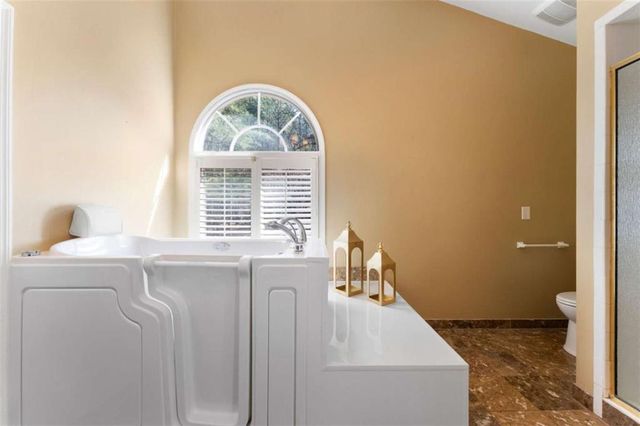 16 Club View Drive, Rome, GA 30161