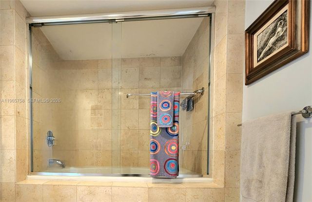 1800 S Ocean Dr 2406, Hallandale Beach, FL 33009