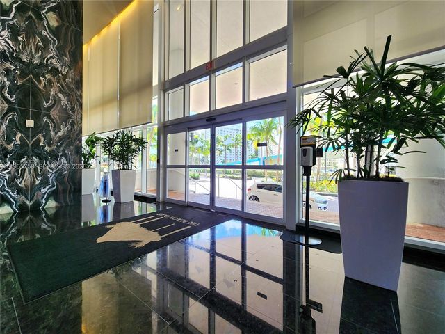 1800 S Ocean Dr 2406, Hallandale Beach, FL 33009