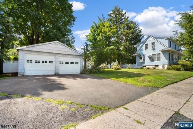 35 Lowell Street, Westwood, NJ 07675