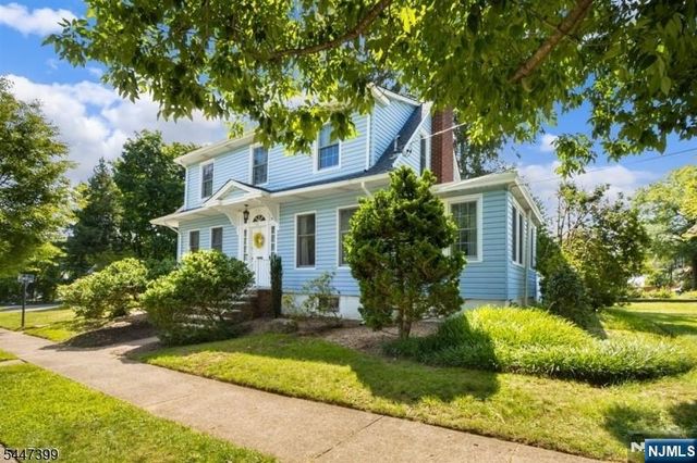 35 Lowell Street, Westwood, NJ 07675