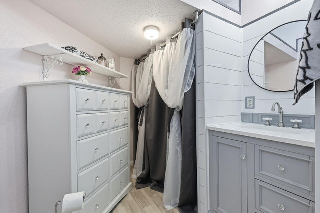 18028 Whispering Gables Lane, Dallas, TX 75287