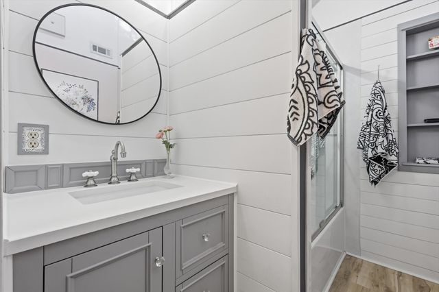 18028 Whispering Gables Lane, Dallas, TX 75287