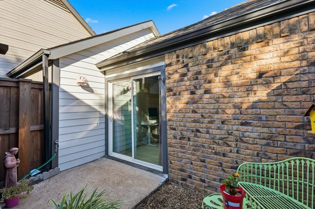 18028 Whispering Gables Lane, Dallas, TX 75287