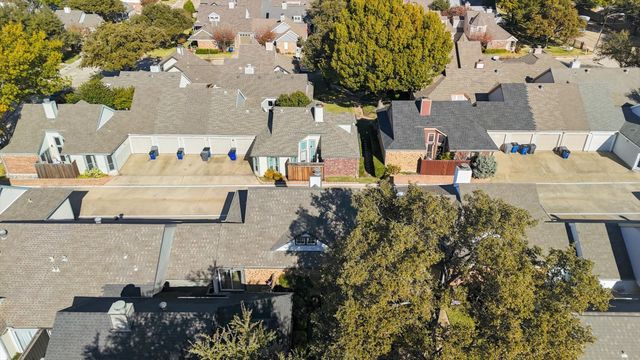 18028 Whispering Gables Lane, Dallas, TX 75287