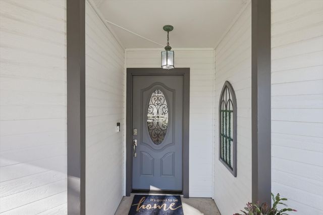 18028 Whispering Gables Lane, Dallas, TX 75287