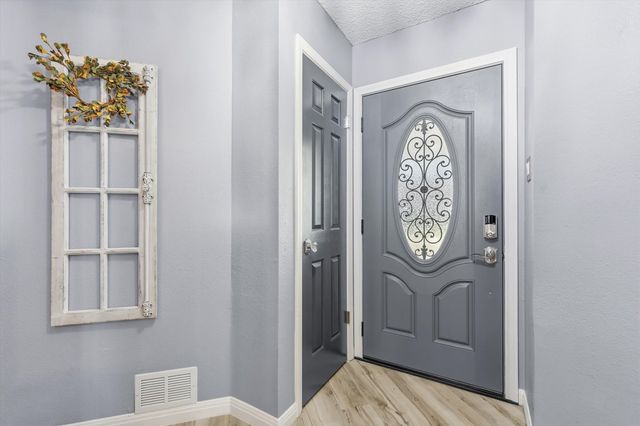 18028 Whispering Gables Lane, Dallas, TX 75287