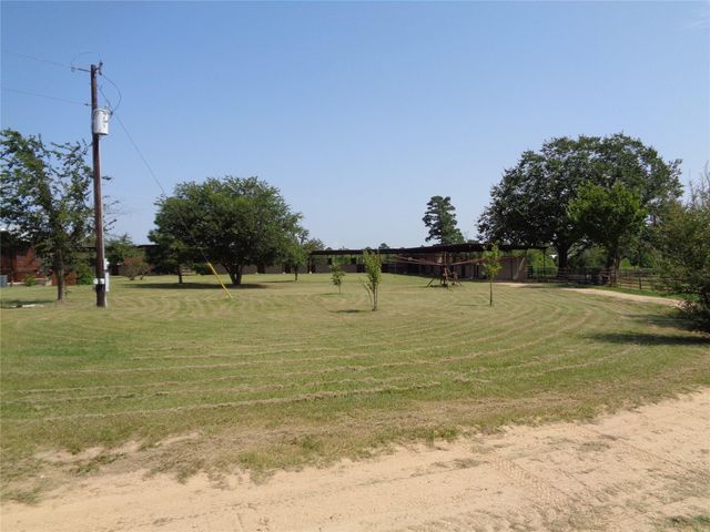 131 Cardinal DR B, Paige, TX 78659