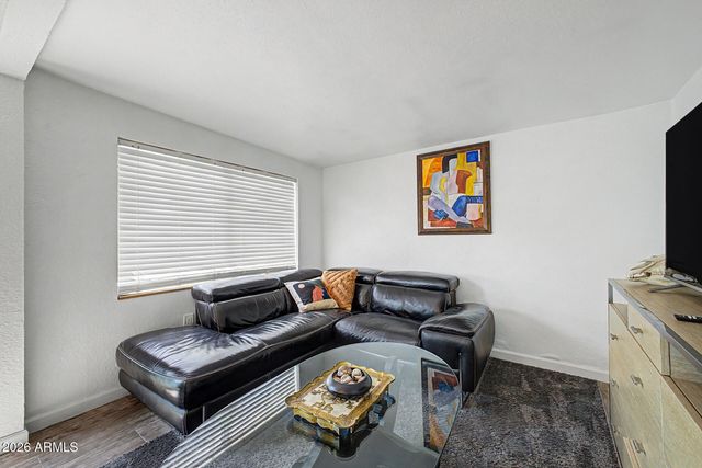 1844 E AVALON Drive, Phoenix, AZ 85016