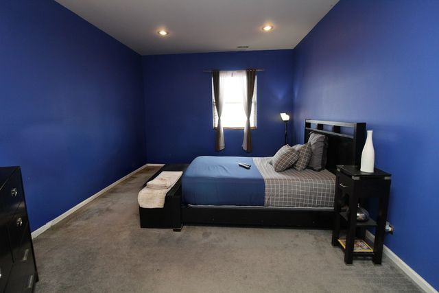 3231 W Fullerton Avenue 3W, Chicago, IL 60647