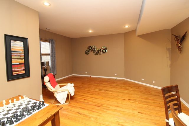 3231 W Fullerton Avenue 3W, Chicago, IL 60647