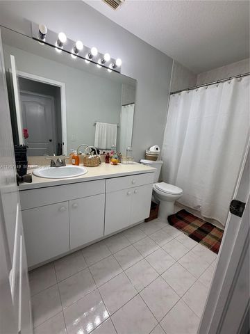 18164 SW 149th Pl, Miami, FL 33187