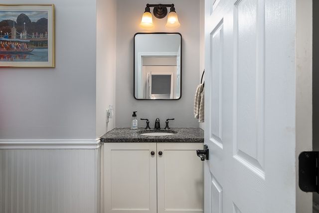 530 Westmoreland Lane, North Kingstown, RI 02874