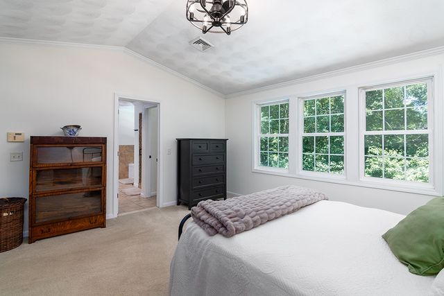 530 Westmoreland Lane, North Kingstown, RI 02874